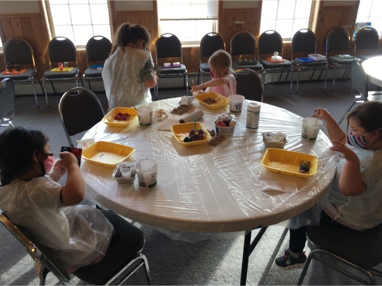 more recycling preschoolers and kindergartners making bugs and flowers from egg cartons